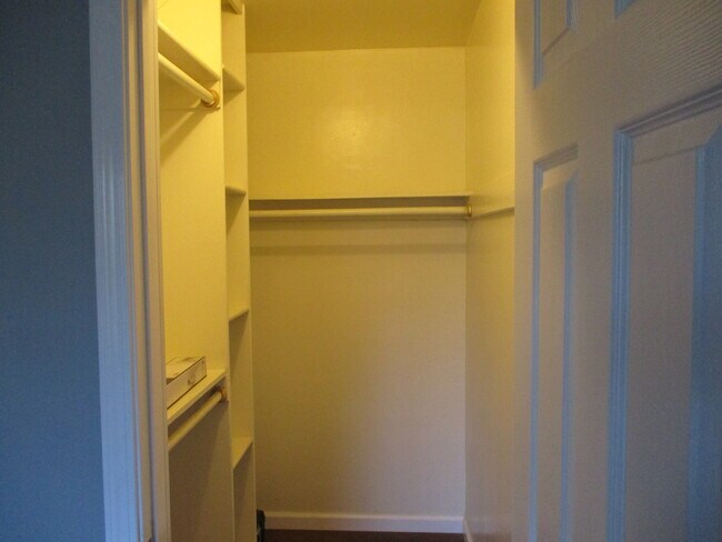 Foto del edificio - 3233 W Street