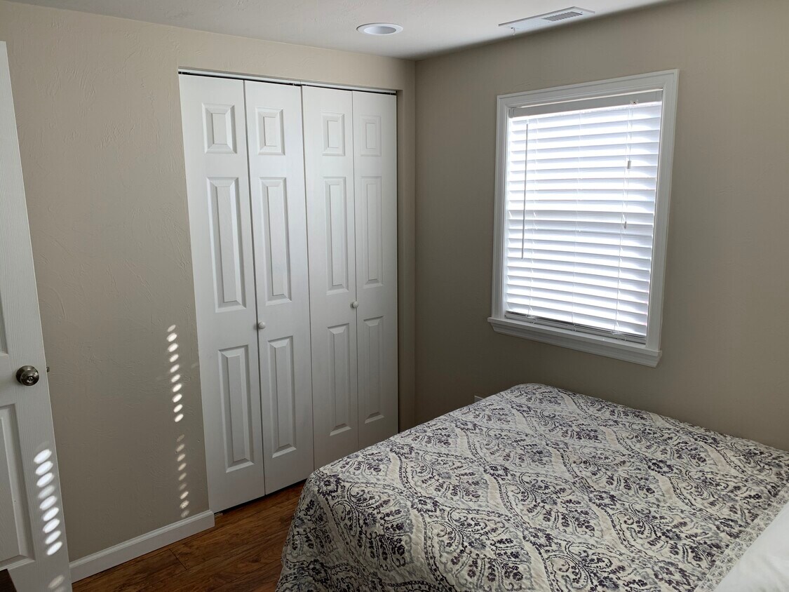 Foto principal - 6762 Irving Street