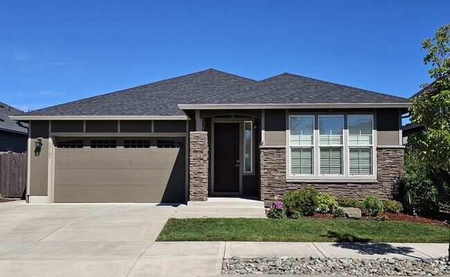 Building Photo - 13109 NE 60th Ave