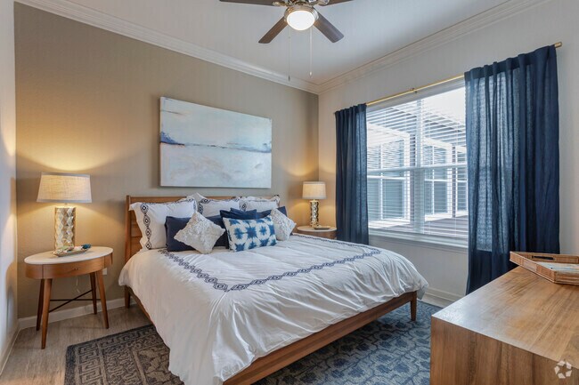 2BR, 2BA - 994 SF B2 - Bedroom - McKinney Square Apartments