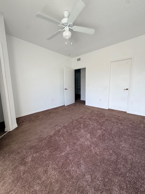 Foto del edificio - 5578 Metrowest Blvd