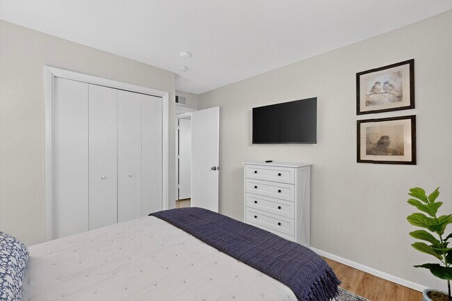 Foto del edificio - 6093 McKinney Dr NE