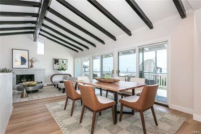 Foto del edificio - 2145 McRae Dr