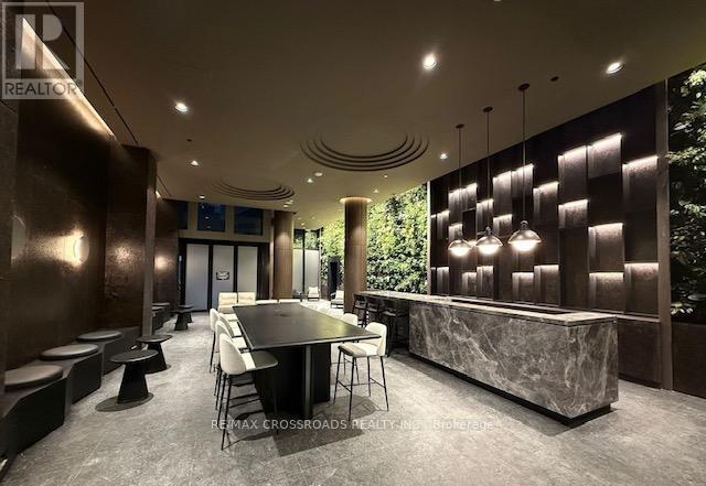 Building Photo - 120 Broadway Ave