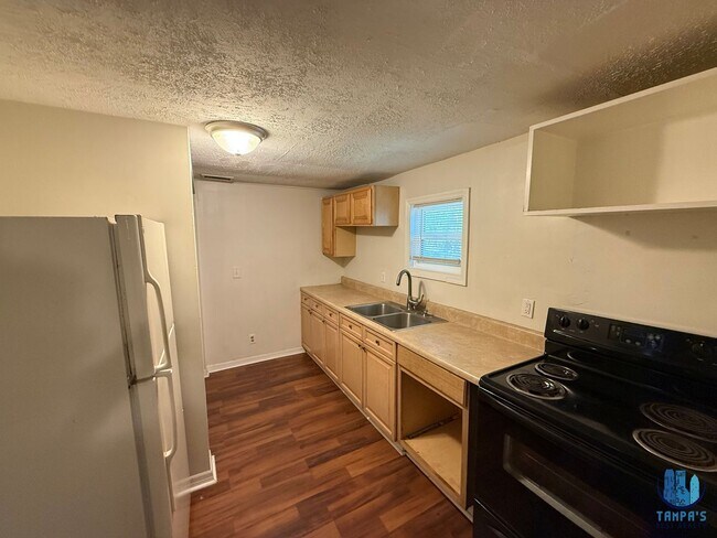 Foto del edificio - 3 Bedroom, 1 Bath House for rent in Jacksonville *Move-In Special*