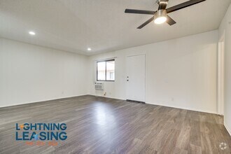 Building Photo - 5123 Klump Ave