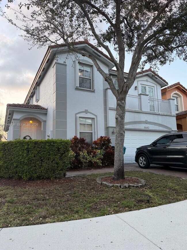 Foto del edificio - 8642 NW 109th Ct