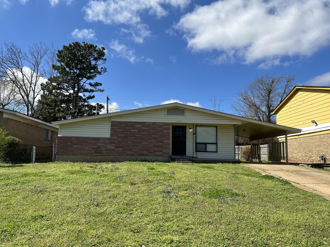 Primary Photo - 3573 Southland St