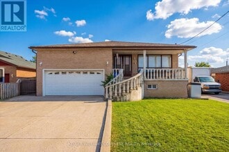 Building Photo - 114 Slinger Ave