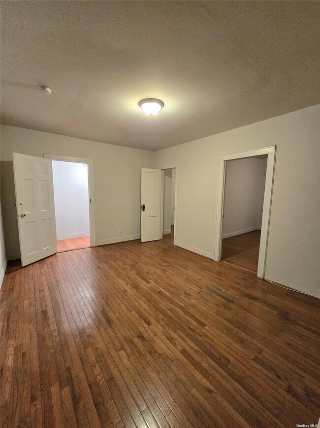 Foto del edificio - 98-04 31st Ave