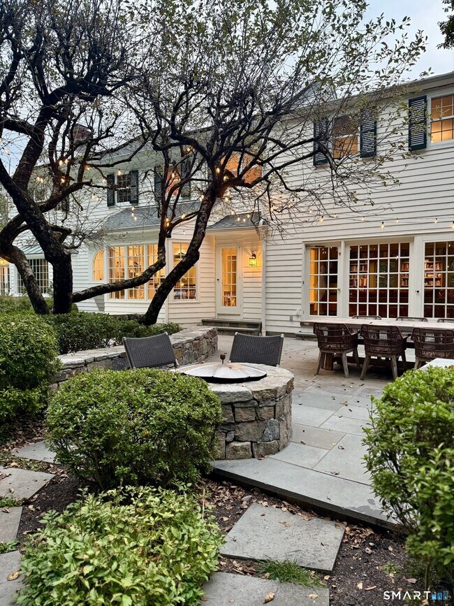 Foto del edificio - 25 Deacons Ln