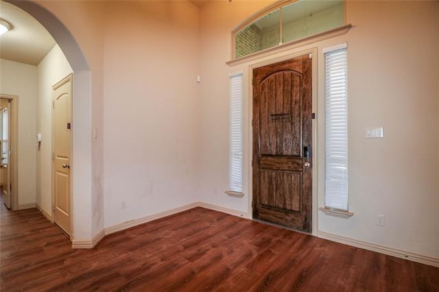 Building Photo - 6805 San Fernando Dr