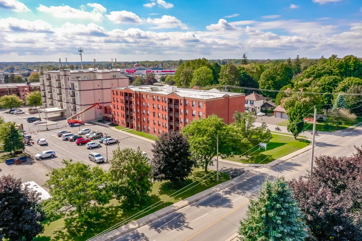 Primary Photo - Queens Park Residences