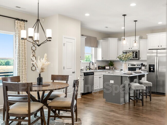 Foto del edificio - 1261 Scotch Meadows Loop