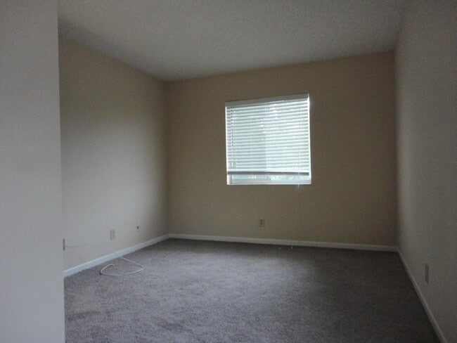 Building Photo - 4717 Sable Pine Cir