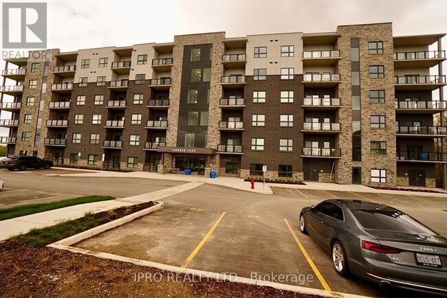 Building Photo - 1000-1000 Lackner Blvd
