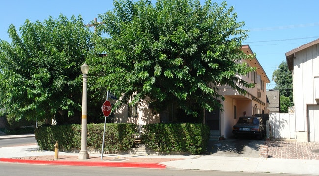 Building Photo - 11905 Woodbridge St