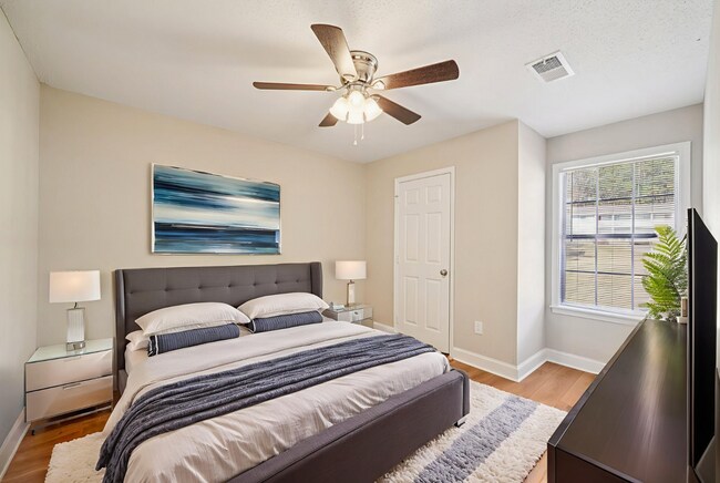 Foto del edificio - Sun Valley Apartments