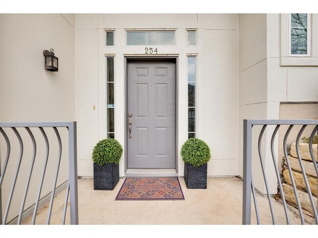 Foto del edificio - 2918 Ranch to Market Rd 620
