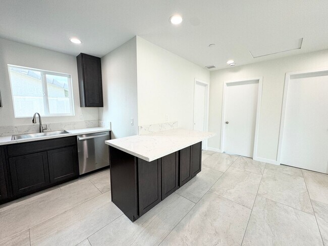 Building Photo - 67745 Medano Rd