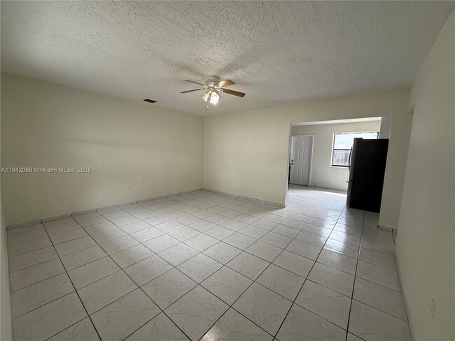 Foto del edificio - 2146 NW 18th Terrace