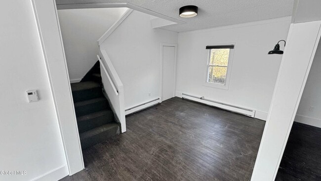 Building Photo - 12 Ordway Ln
