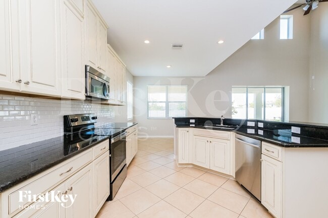 Foto del edificio - 8308 Round Leaf Ln