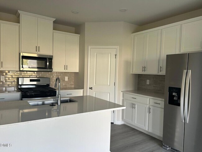 Foto del edificio - 1220 Whitespire Wy