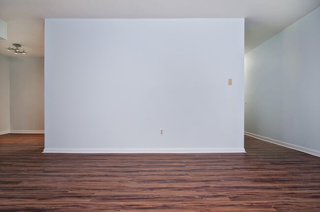 Building Photo - 56 Par Haven Dr