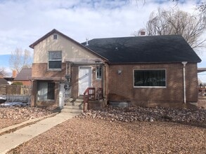 Building Photo - 239 S 200 W