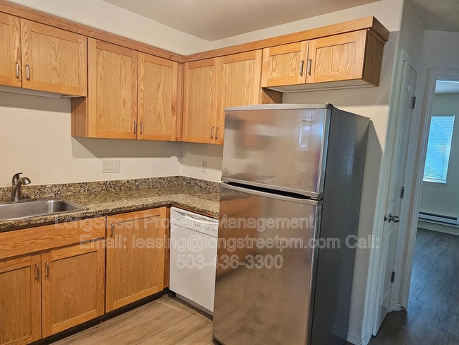 Building Photo - 300 SE 148th Ave