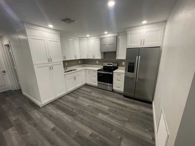 Building Photo - 3985 24th Ave SE