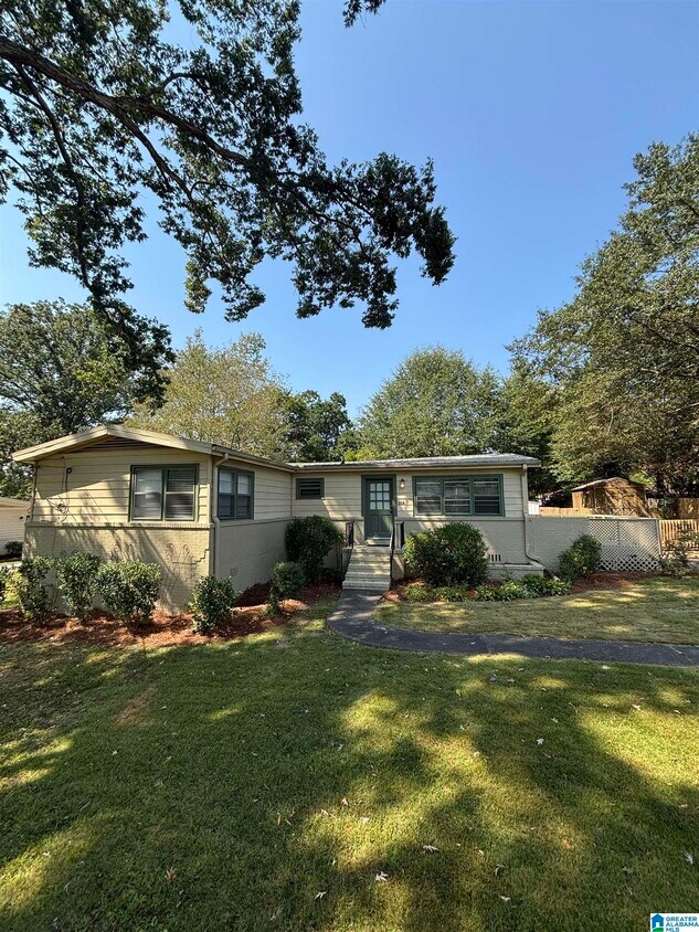 Foto principal - 308 Rosewood St