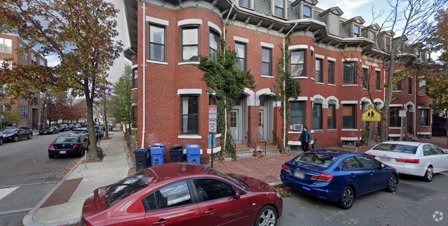 Building Photo - 183 Harvard St