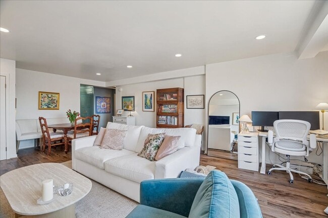 Photo - Large 1BR/1BA with Natural Light & Modern Finishes in Cleveland Park House