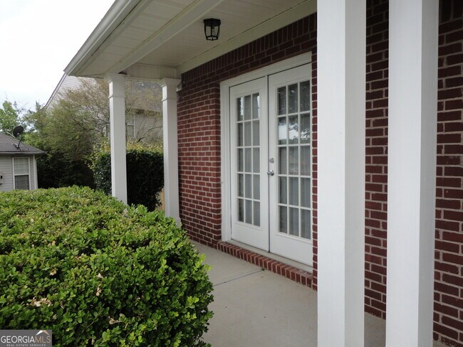 Foto del edificio - 1715 Crestwell Ln SW