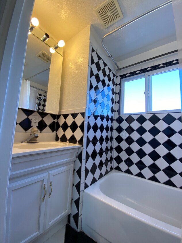 Foto principal - 1206 Alemany Blvd