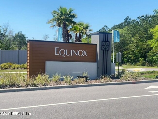 Building Photo - 8367 Zenith Cir