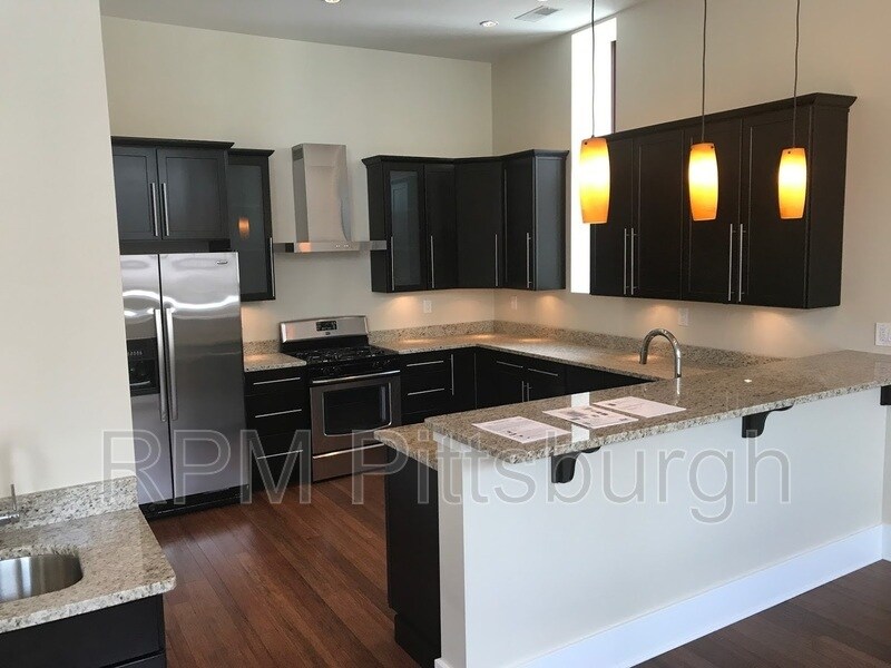 Foto principal - 1822 Harcum Wy