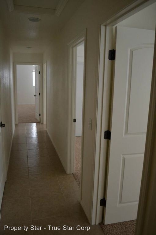 Foto del edificio - 4 br, 2 bath House - 1217 W Willow Ave