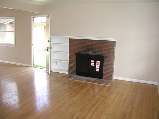 Living area fireplace - 457 W 5th St