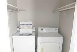 Building Photo - 4302 Lake Rd