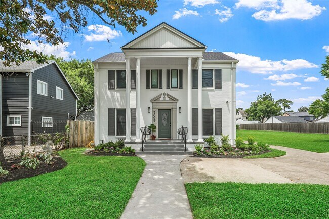 Foto del edificio - 3809 Southmore Blvd