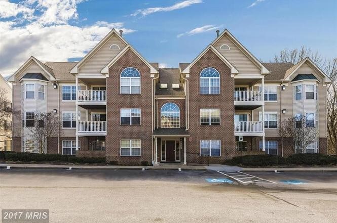 Foto principal - 6513 Springwater Ct