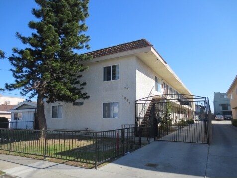 Building Photo - 1616 W 218th St