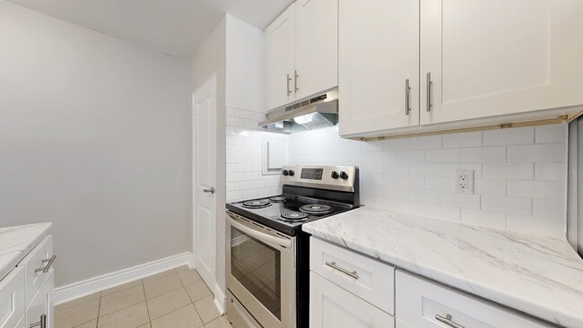 Photo du bâtiment - Regent Apartments