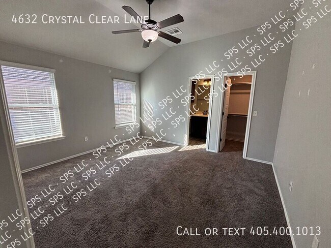 Foto del edificio - 4632 Crystal Clear Ln
