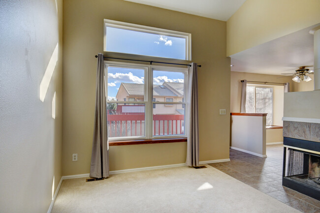 Building Photo - 2056 Bristlecone Dr