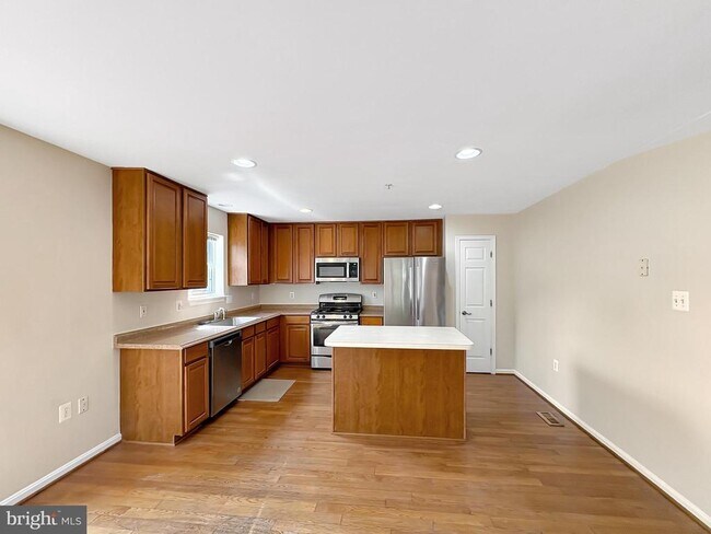 Foto del edificio - 4709 Ashforth Way