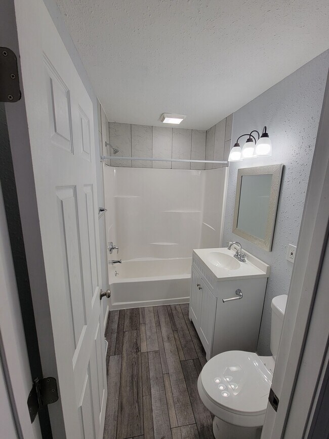 Foto del edificio - 1537 N 8th St